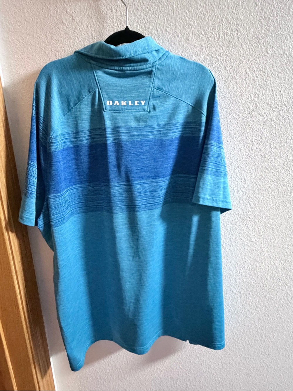 Oakley Blue Polo Men’s Large - Picture 3 of 4
